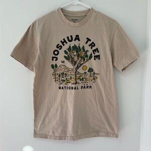 Joshua Tree Graphic Tee - Beige